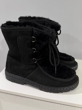 Women's Black Ugg snow boots